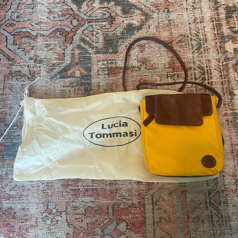 Lucia Tomassi Authentic Italian Leather Purse